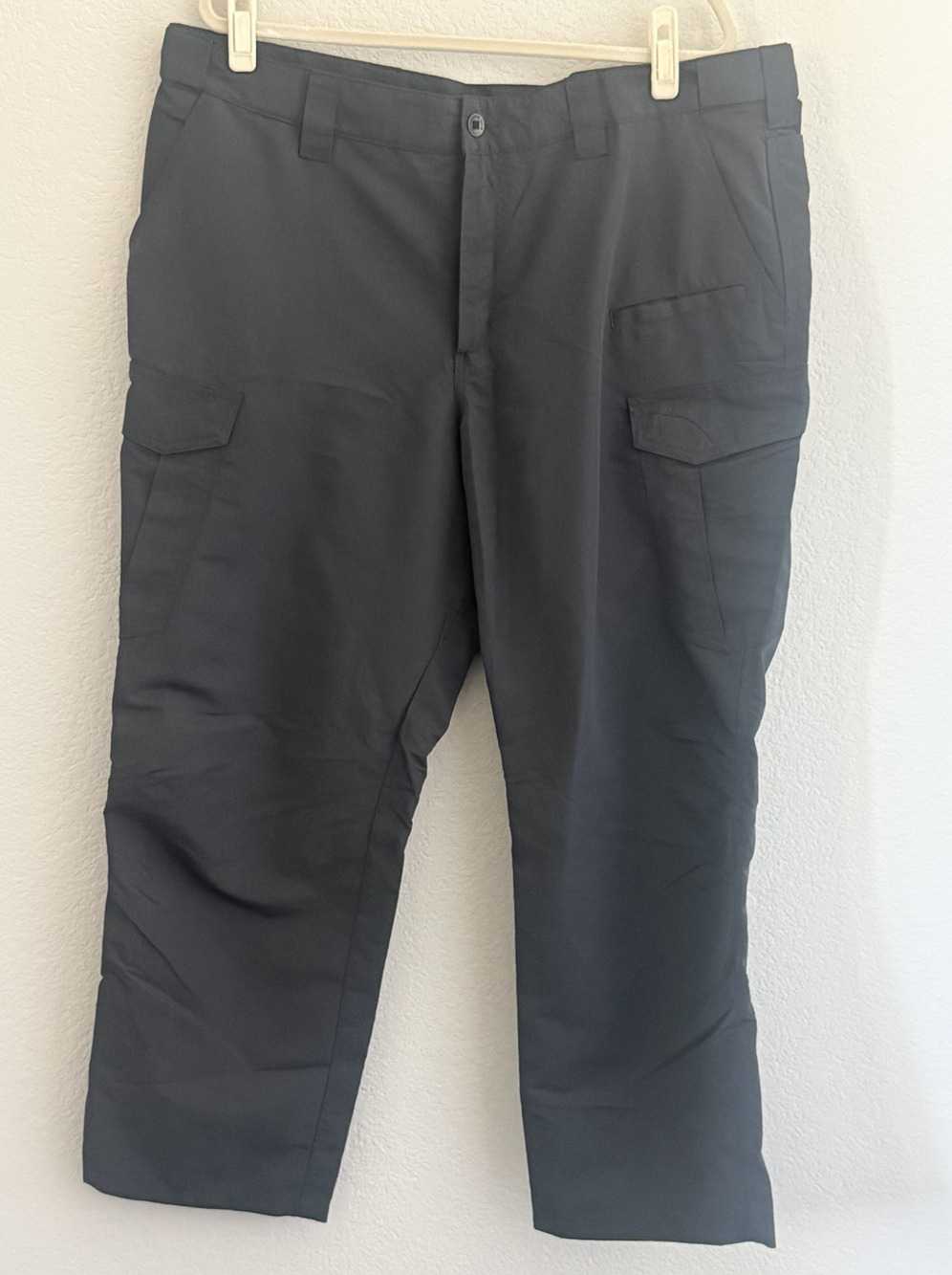 5.11 Tactical Pants Mens Size 42x30 Charcoal Gray Cargo Pockets Utility Military